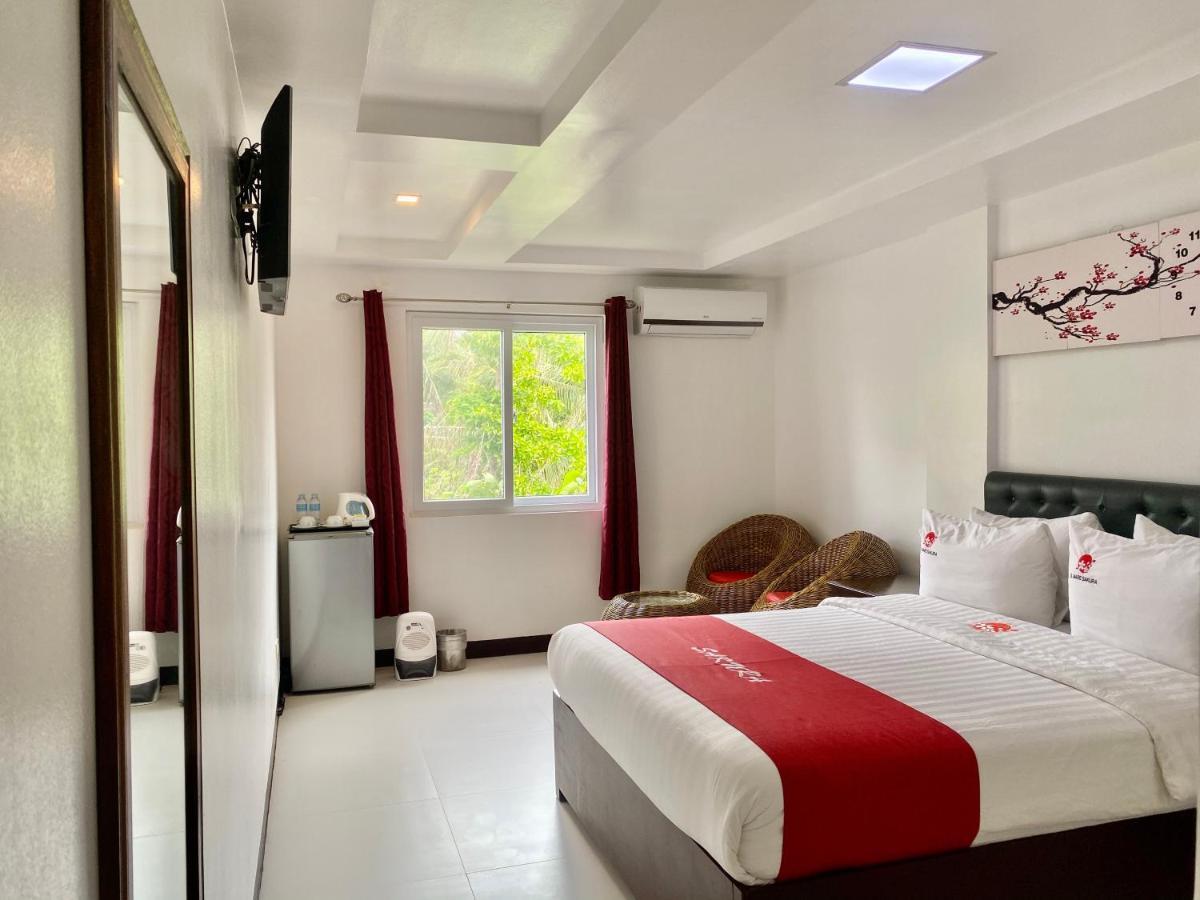Il Mare Sakura Boracay
